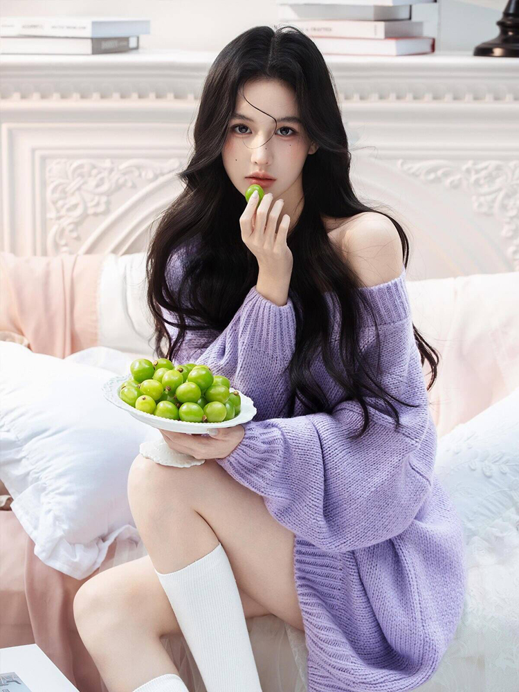 Lighting In Photography - Autumn Winter Purple Sweater Oxygen Feel