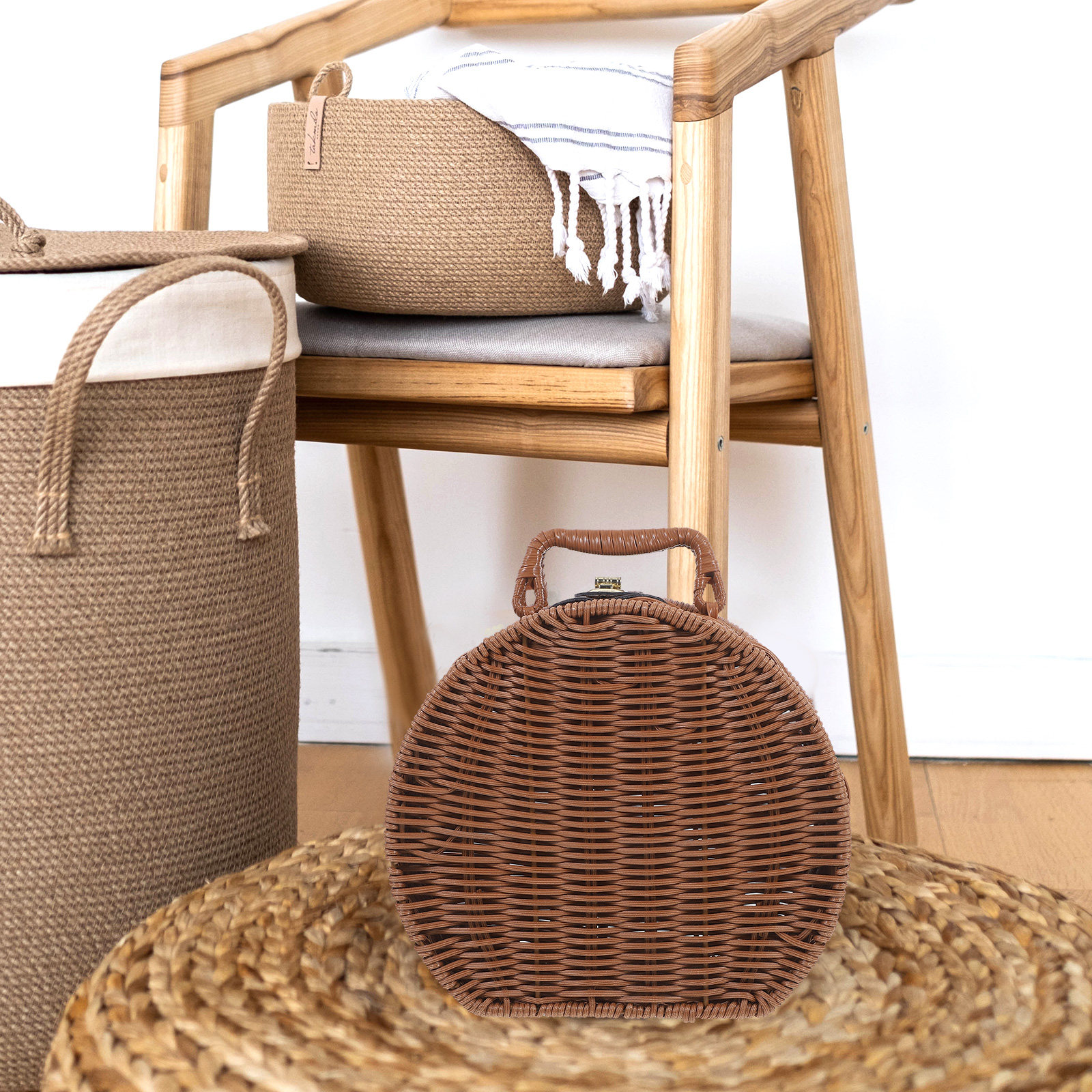 Vintage Light Blue Handwoven W - Lighting In Photography のレビューと価格